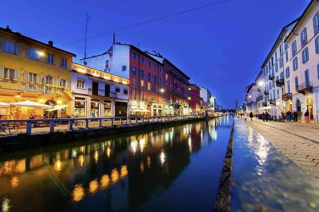 Lovely Apartment Navigli Milan Italy