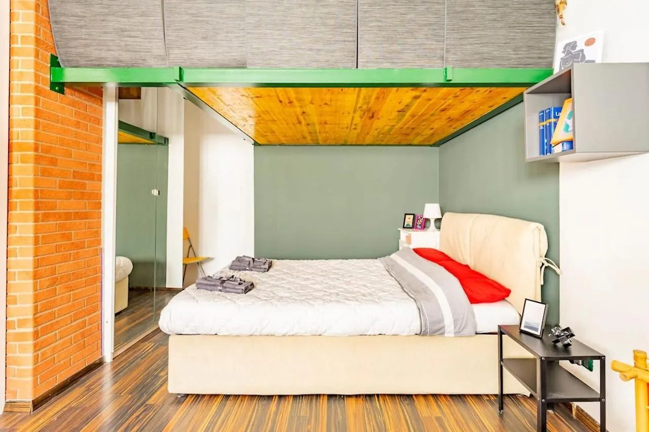 Lovely Apartment Navigli Milan 0*,