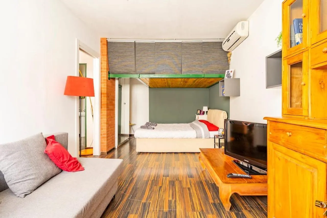 Lovely Apartment Navigli Milan